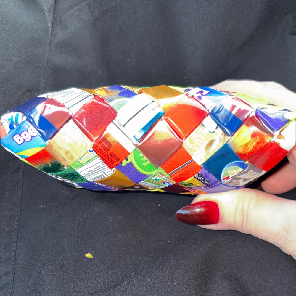 Multicolor handmade, woven candy wrapper clutch purse - Picture 4 of 5